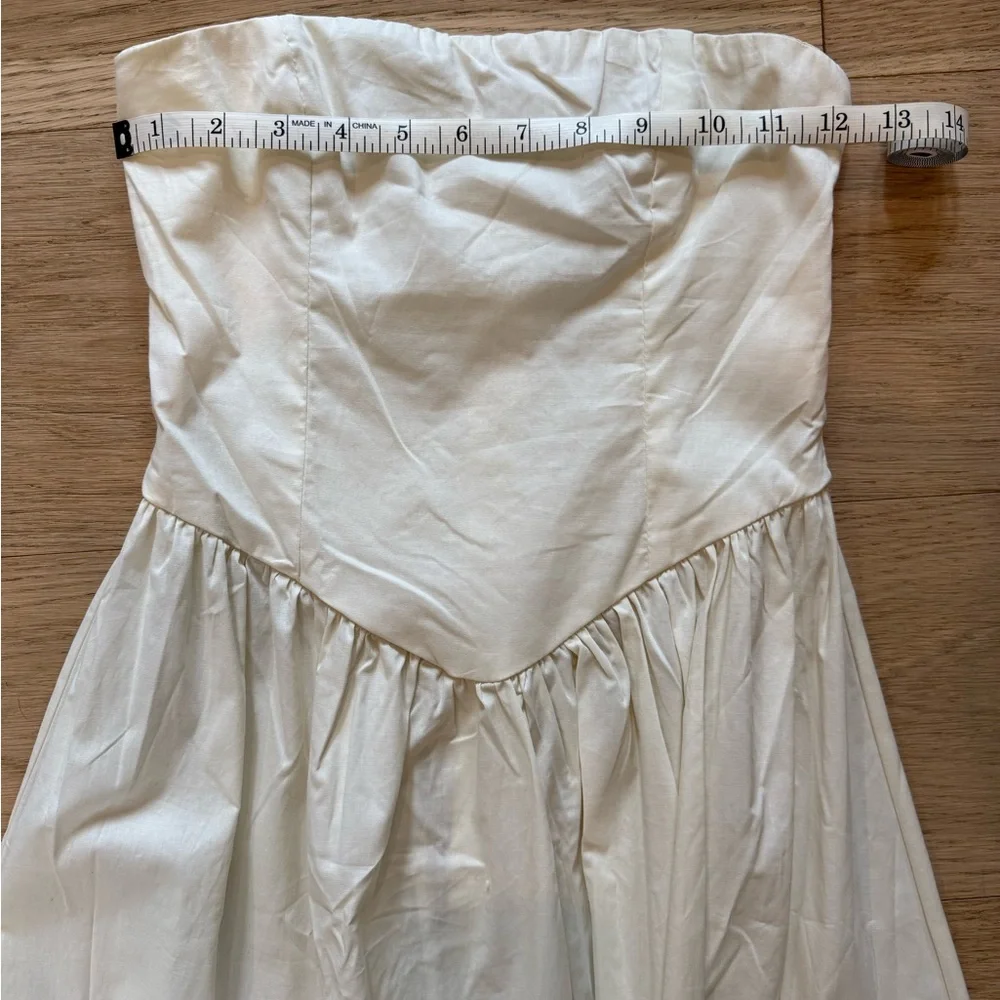 WeWoreWhat Strapless White Midi Dress - Picture 9 of 11